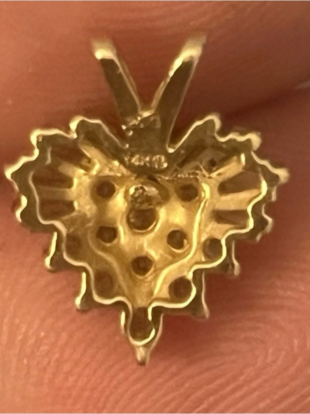 14k gold genuine diamond heart pendant - Picture 3 of 3